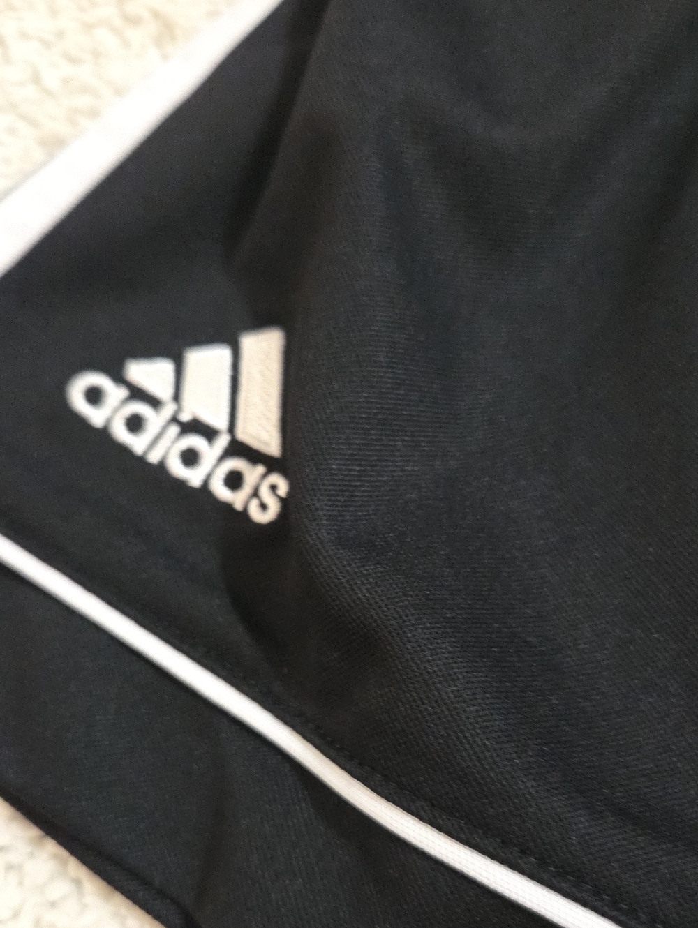 ADIDAS ACTIVEWEAR SHORTS - Picture 5 of 6